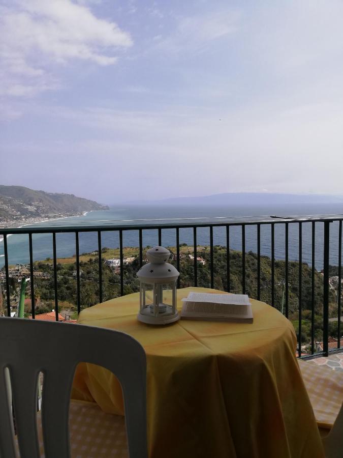 Il Normanno, Appartamento Con Panorama Mozzafiato Taormina Exterior photo